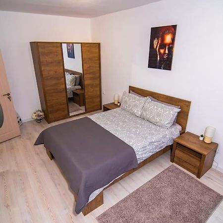 Apartamento Benny'S Flat Stara Zagora Exterior foto