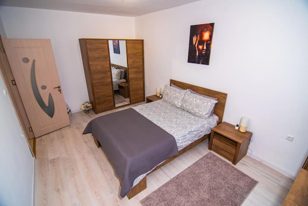 Apartamento Benny'S Flat Stara Zagora Exterior foto